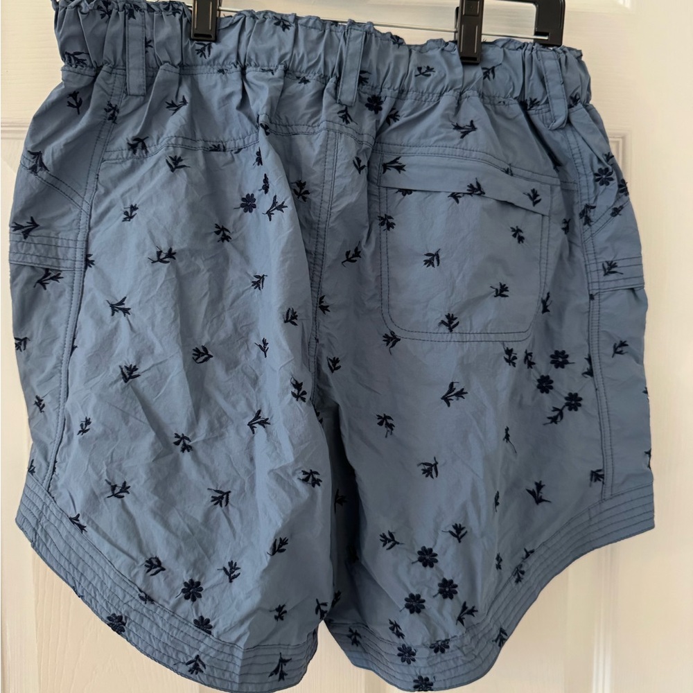 Free People Movement In The Wild Embroidered Shorts Size Large NWT - Picture 5 of 6